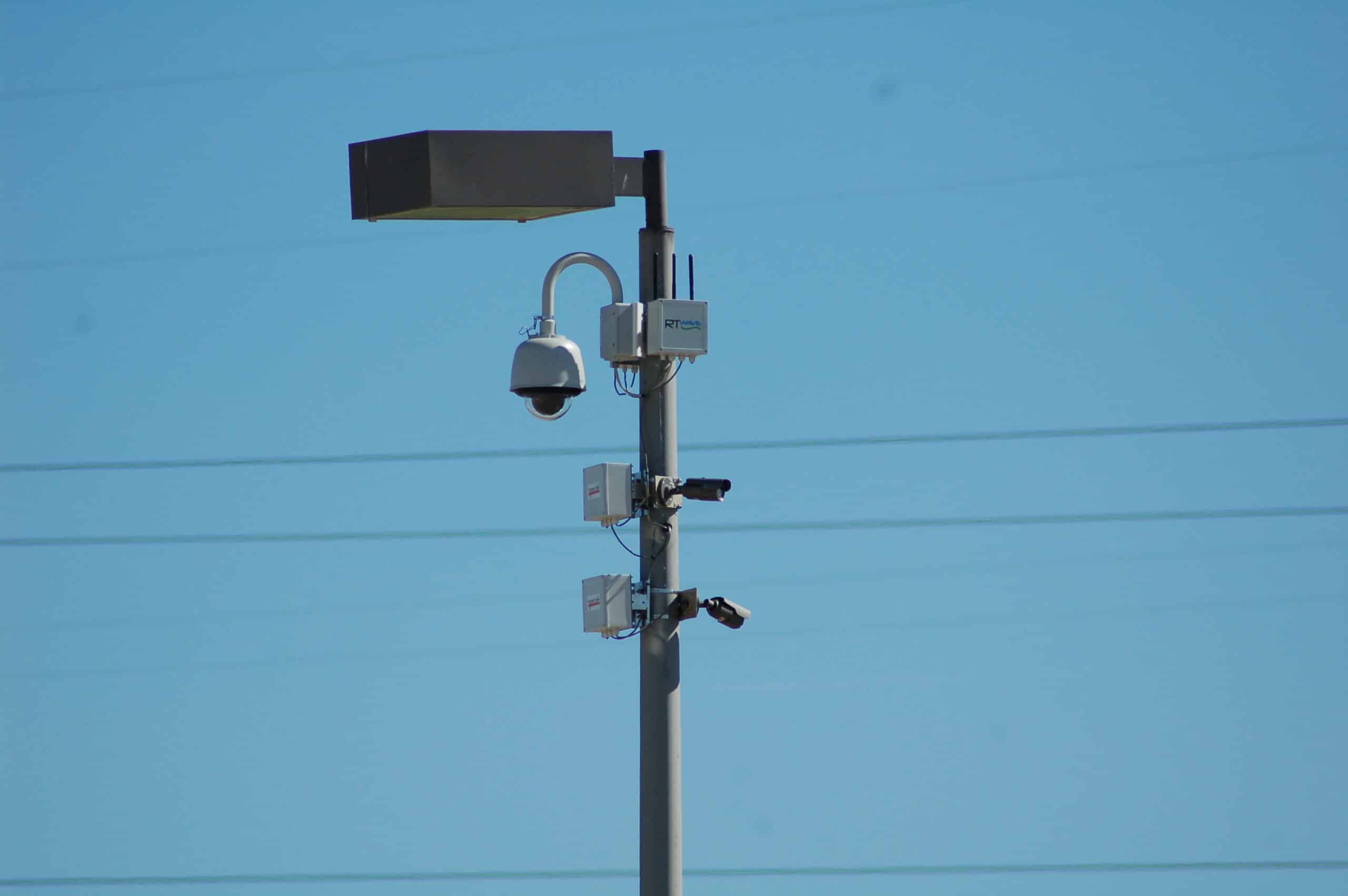 security-camera-pole-01